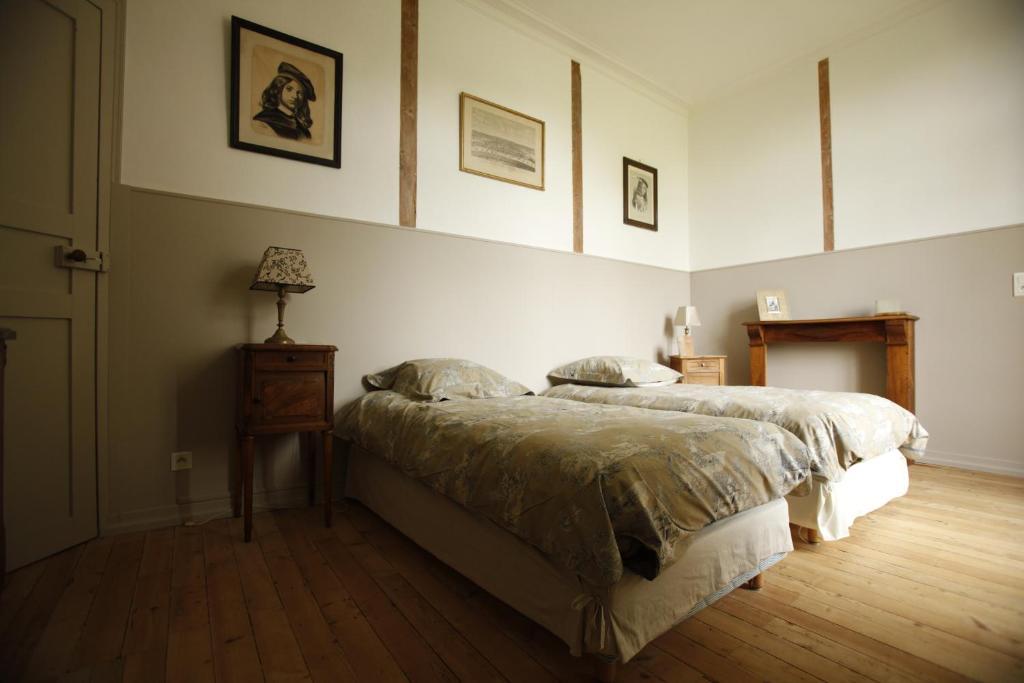 Bed and Breakfast Château de l'Oiselinière à Gorges  Chambre photo